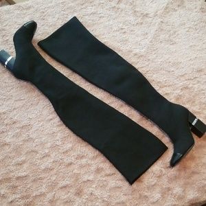 Over- the- knee (thigh high) boots